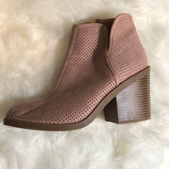Soda Tarpon Crystal Rose Faux Suede Booties 8 - Picture 5 of 13